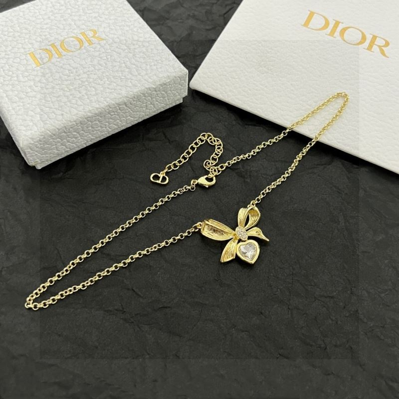chr1st1an D10r necklaces